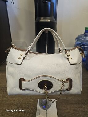 OrYANY White leather purse missing Crossbody Strap